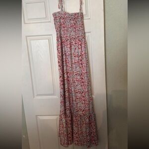 SHEIN Red and White Floral Maxi Dress